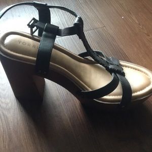 Scrappy wooden clog heels